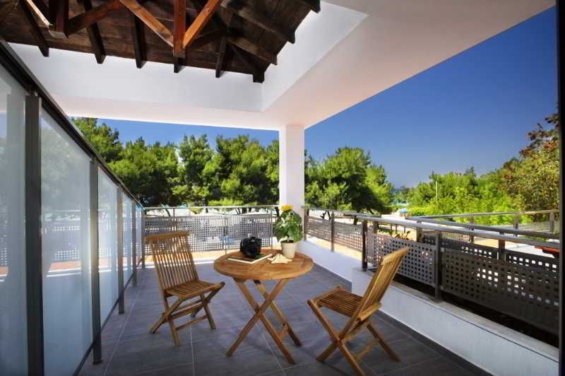 Portes Beach Hotel