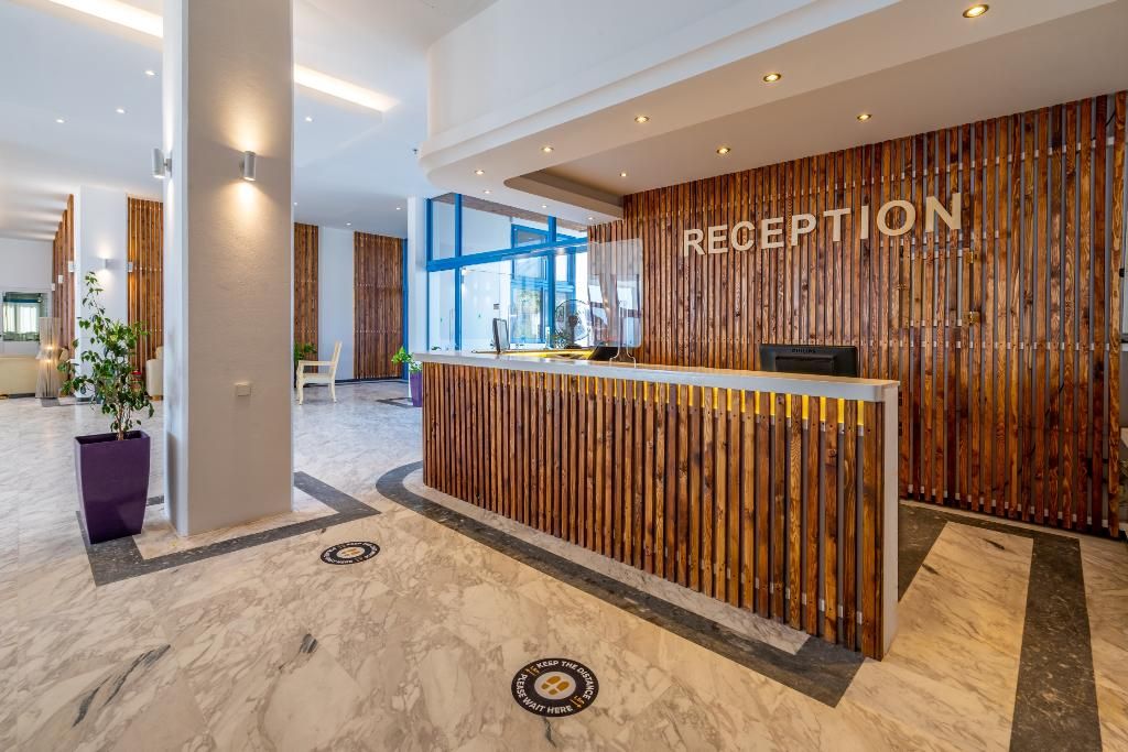 Kamari Plus Hotels, foto 12