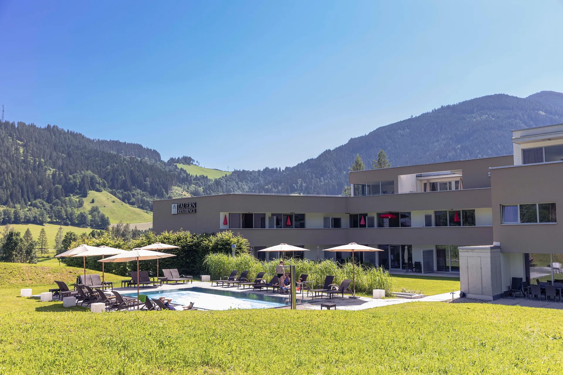 Exterieur vakantiehuis (zomer)