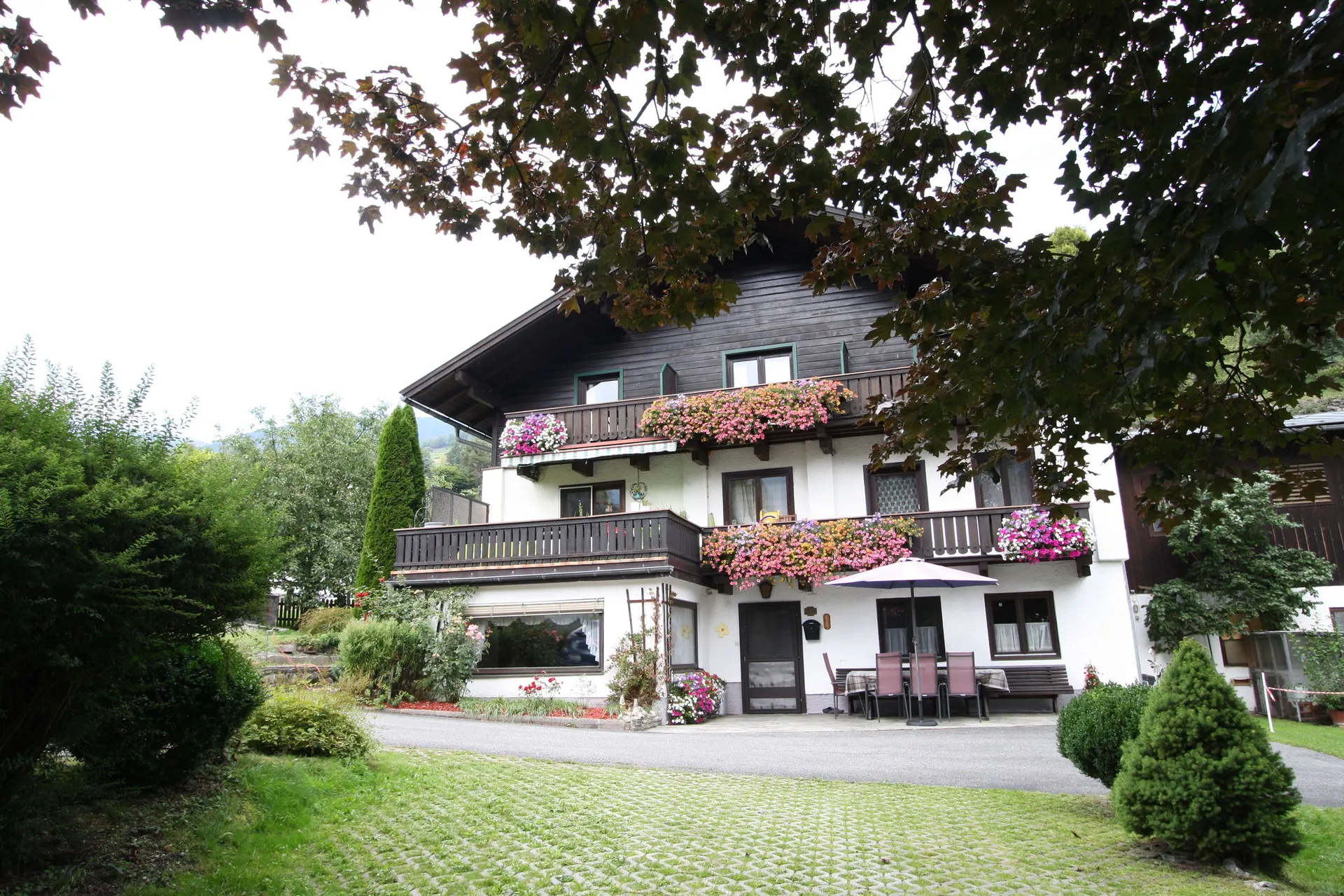 Extérieur maison de vacances (été)