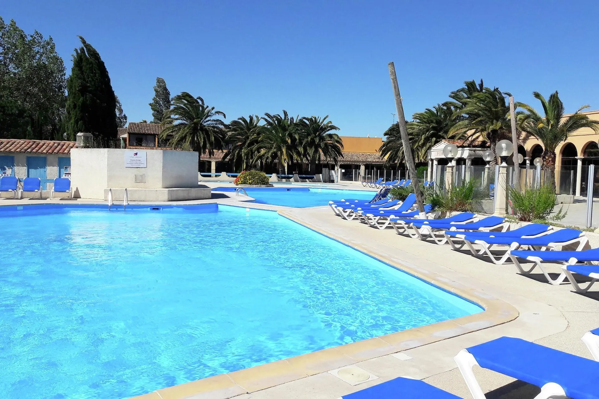 Piscine maison de vacances