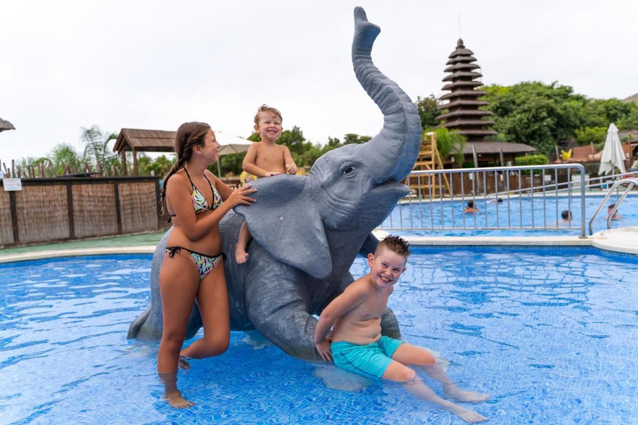 Magic Natura - Animal, Waterpark & Polynesian Lodge Resort, foto 11