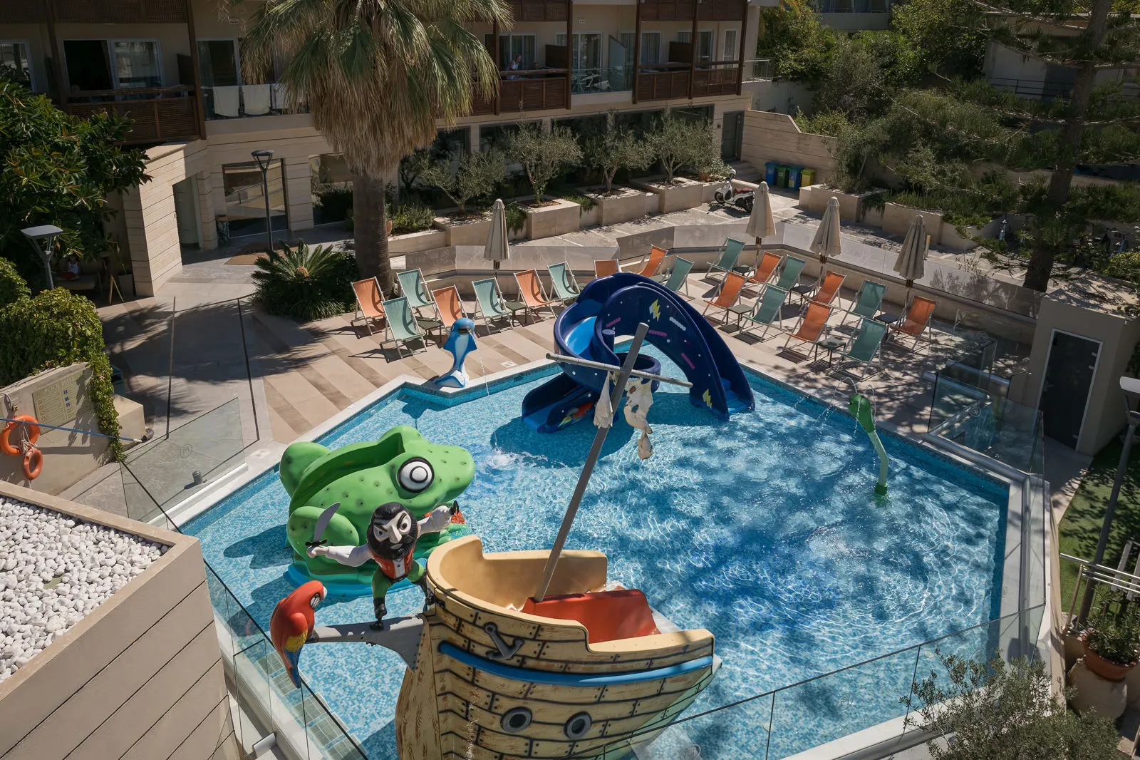 Minos Hotel