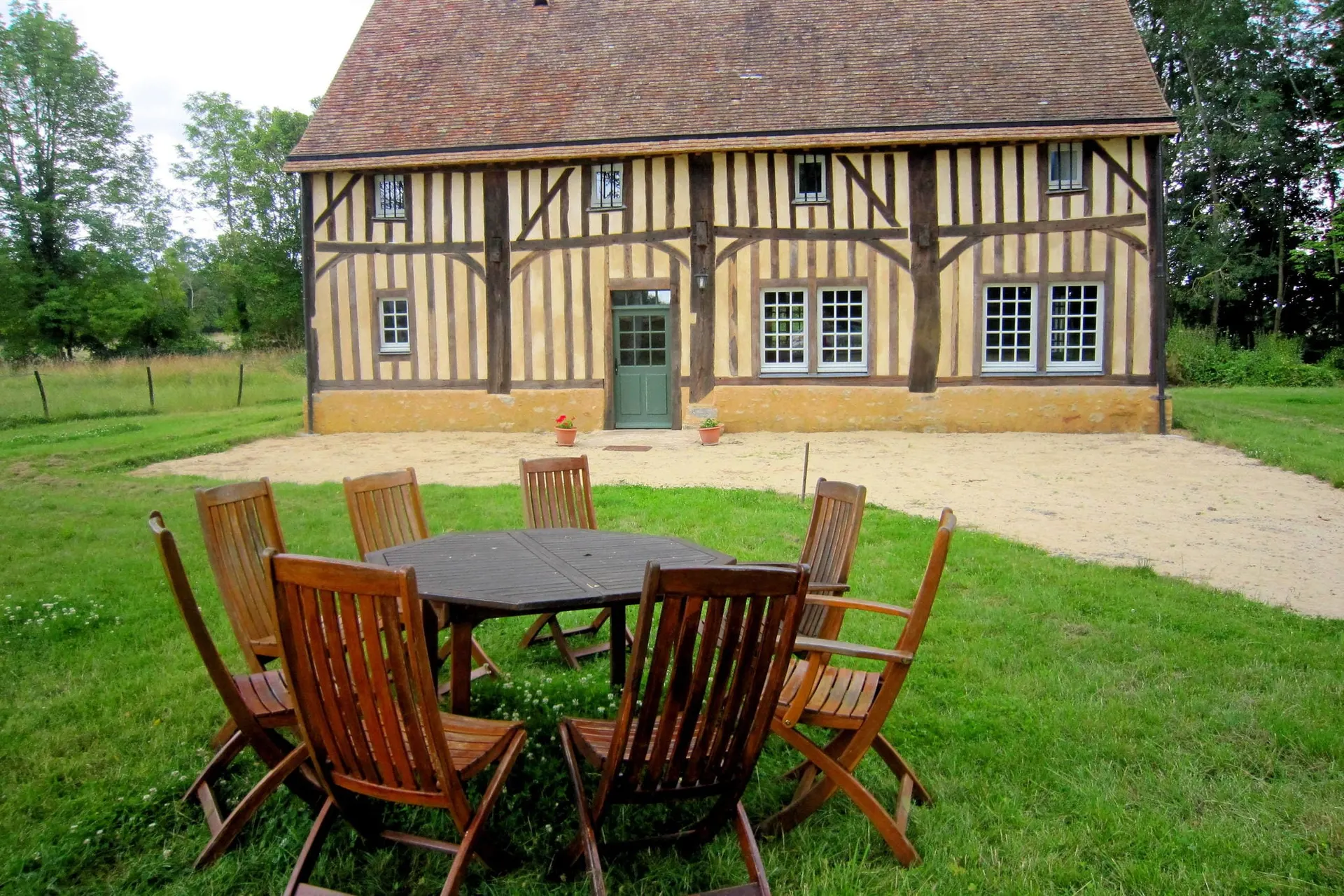 Extérieur maison de vacances (été)