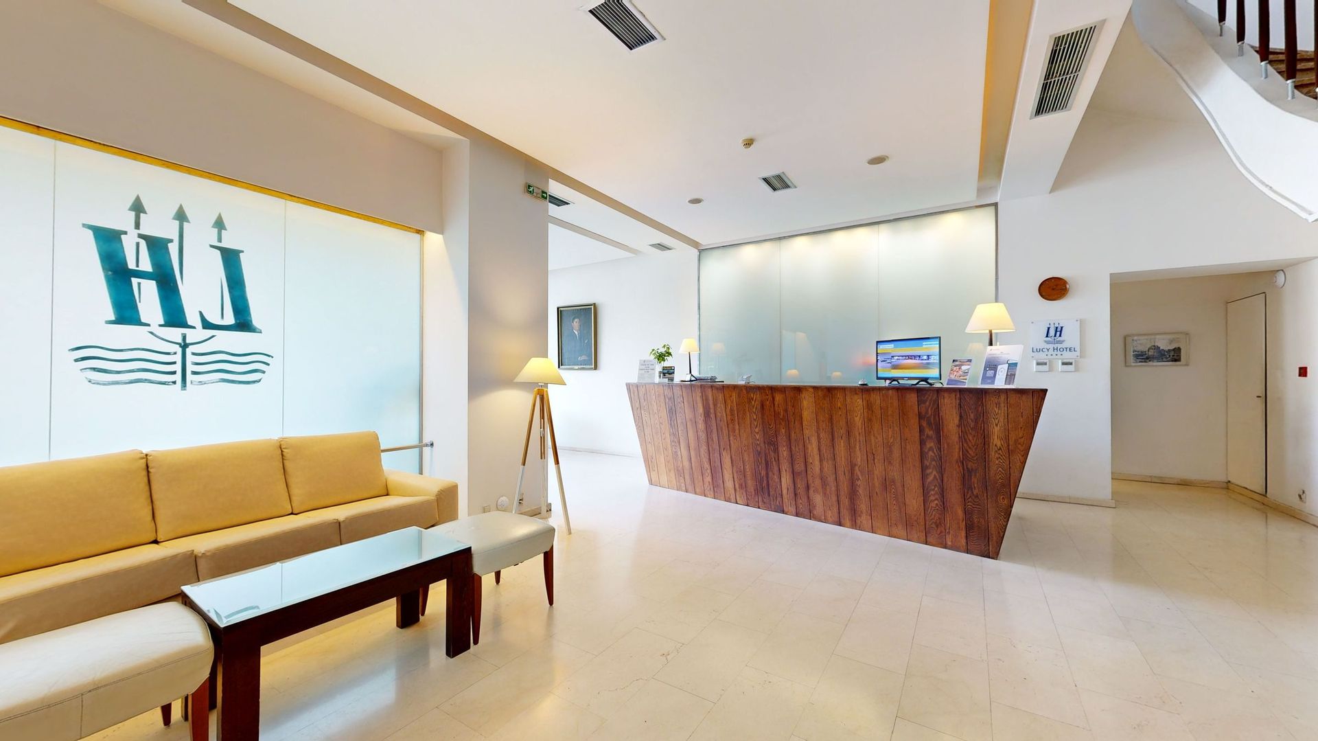 Lucy Hotel, foto 2