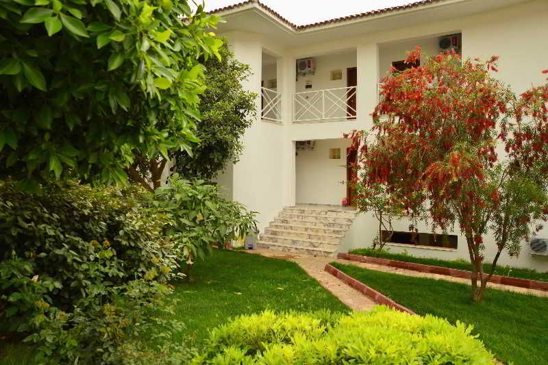 White Otel, foto 15