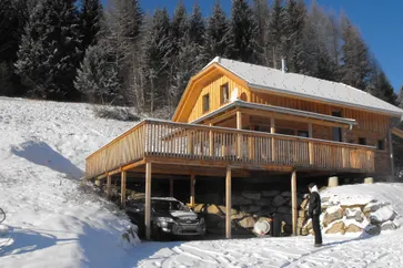 Exterieur vakantiehuis (winter)