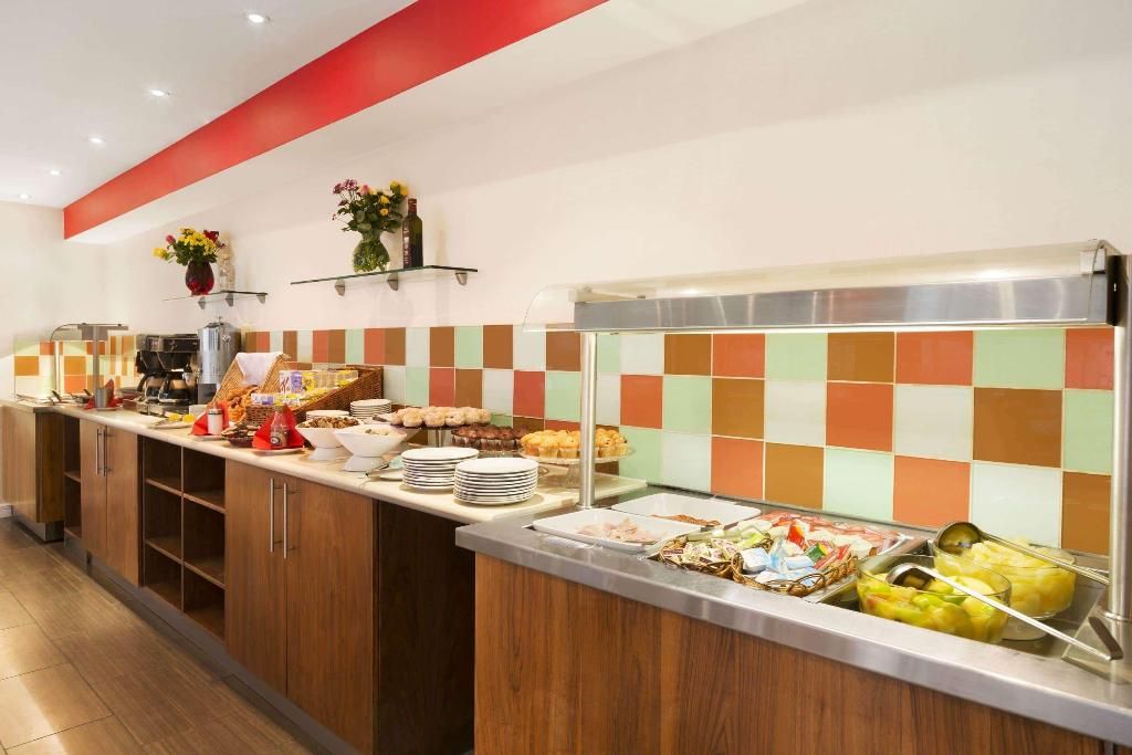Ramada by Wyndham Hounslow - Heathrow East, foto 12