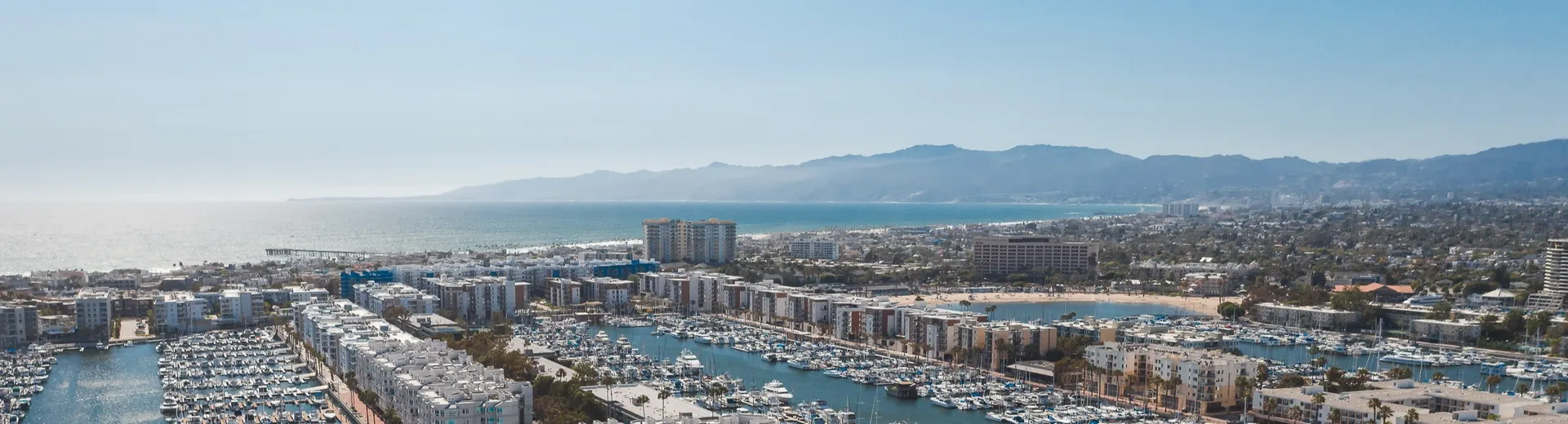 Vous voulez profiter du soleil, de la mer et de la plage dans le nord de Cuba ? C'est ce que vous pouvez faire à Jardines del Rey. Réservez votre vol et votre séjour dès maintenant ou profitez de l'une de nos intéressantes dernières minutes. 