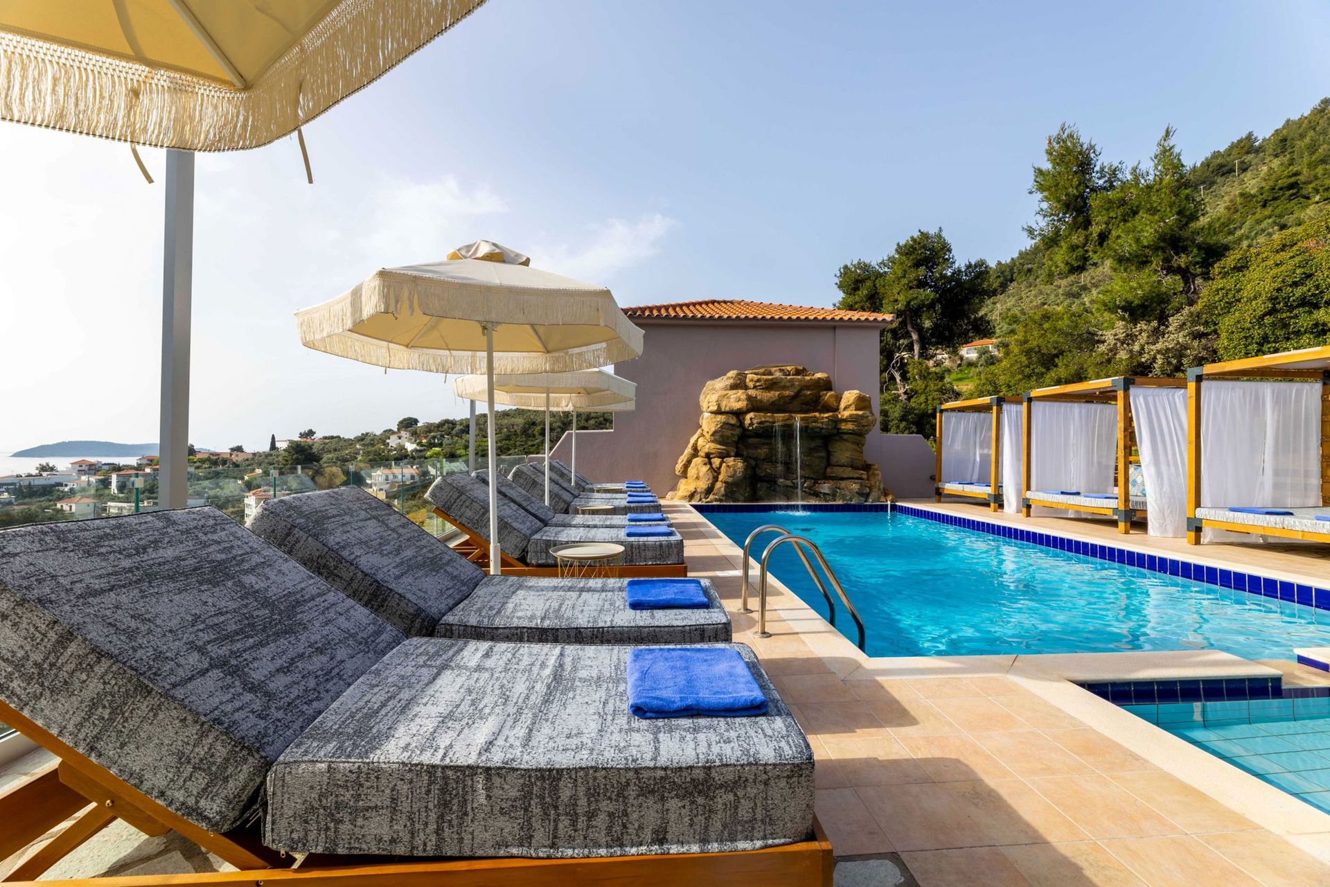 Skiathos Avaton Suites & Villas