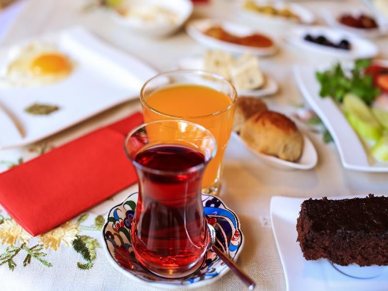 Faik Pasha, foto 3