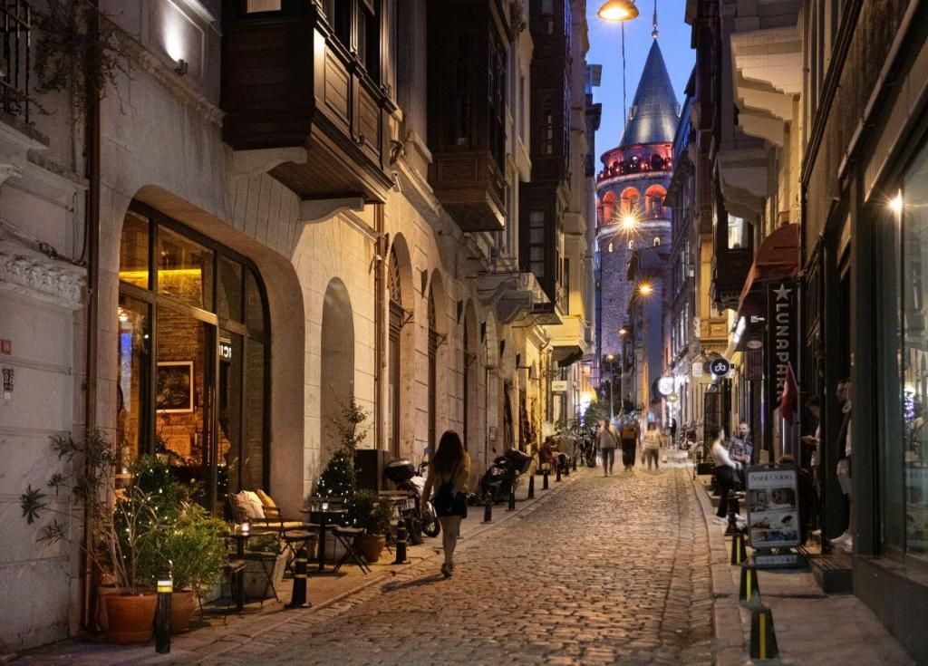 Georges Galata, foto 4
