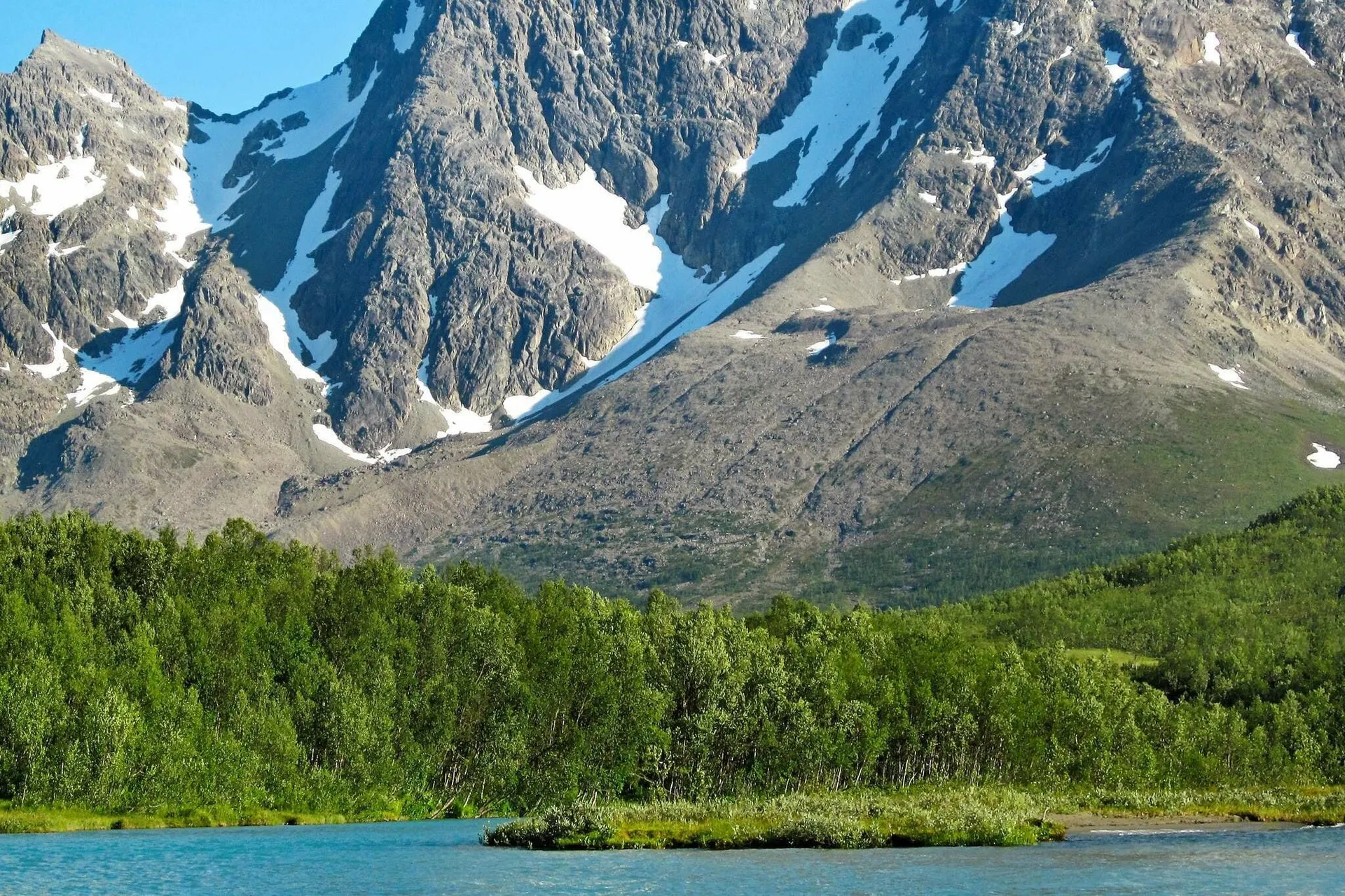 Vue sur l'eau