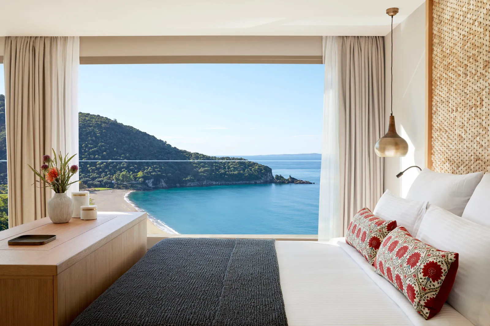 Elix, Mar-Bella Collection