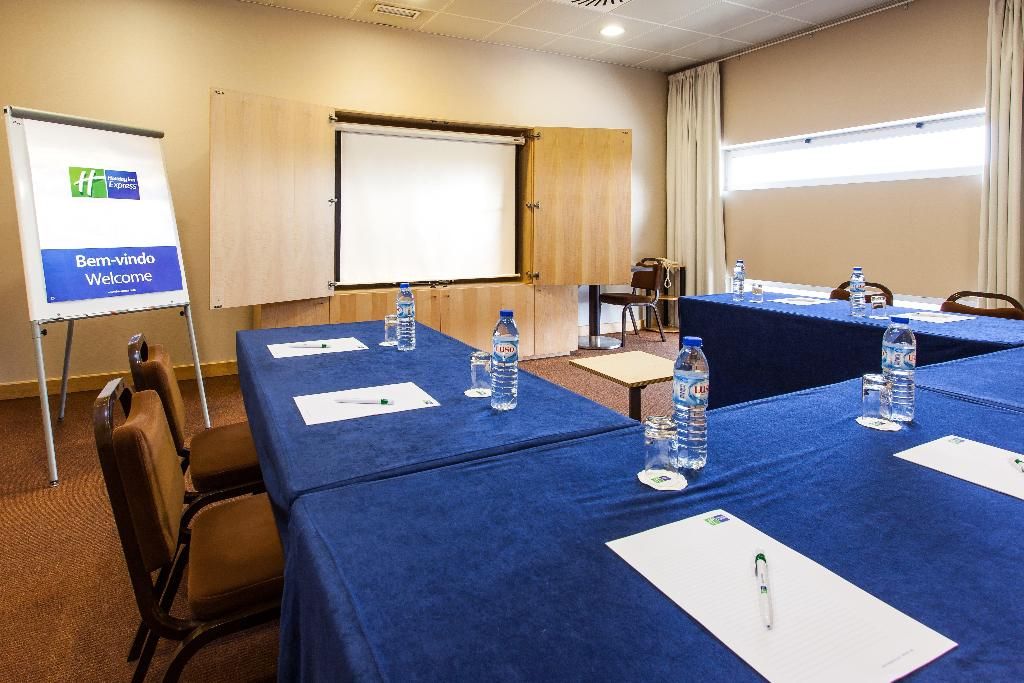 Holiday Inn Express Lisbon - Oeiras, foto 12