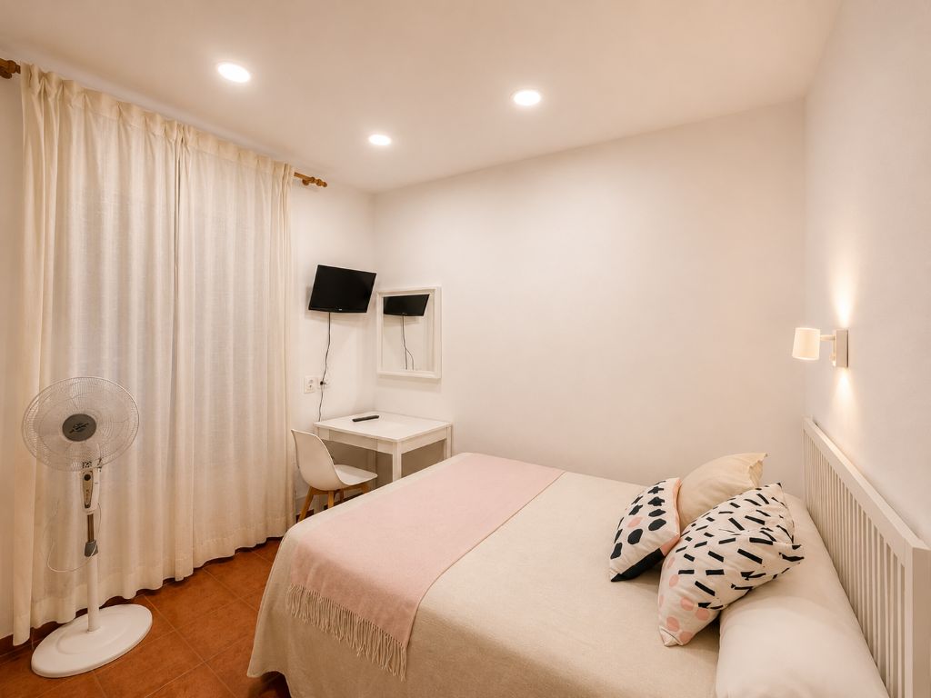 Hostal Bellas, foto 13