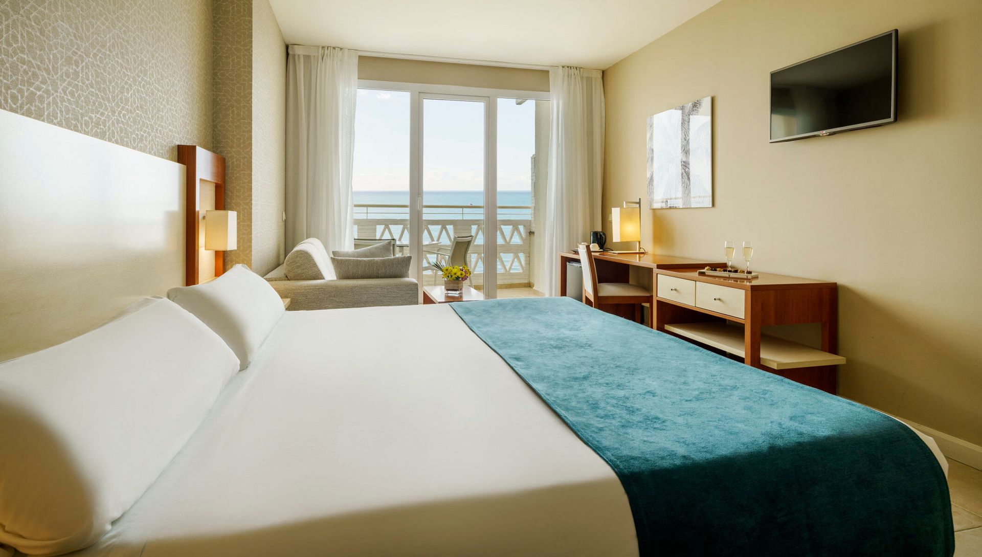 Hotel ILUNION Fuengirola, foto 2