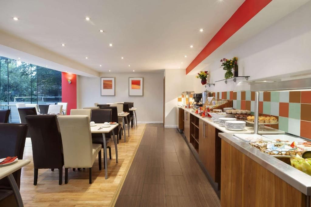 Ramada by Wyndham Hounslow - Heathrow East, foto 7