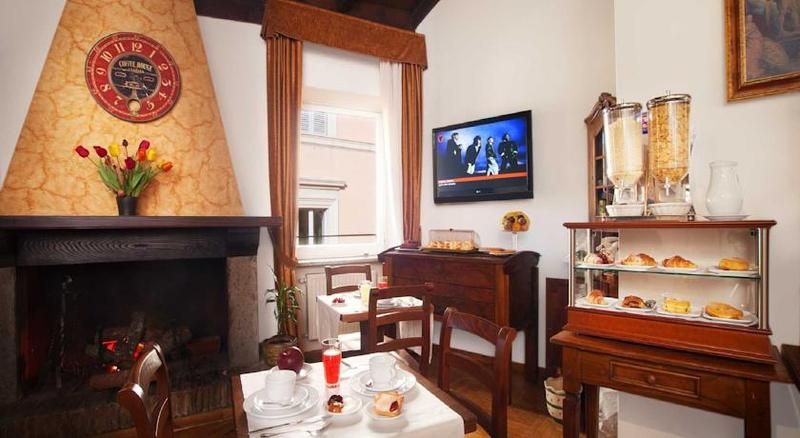 Pantheon Inn, foto 10