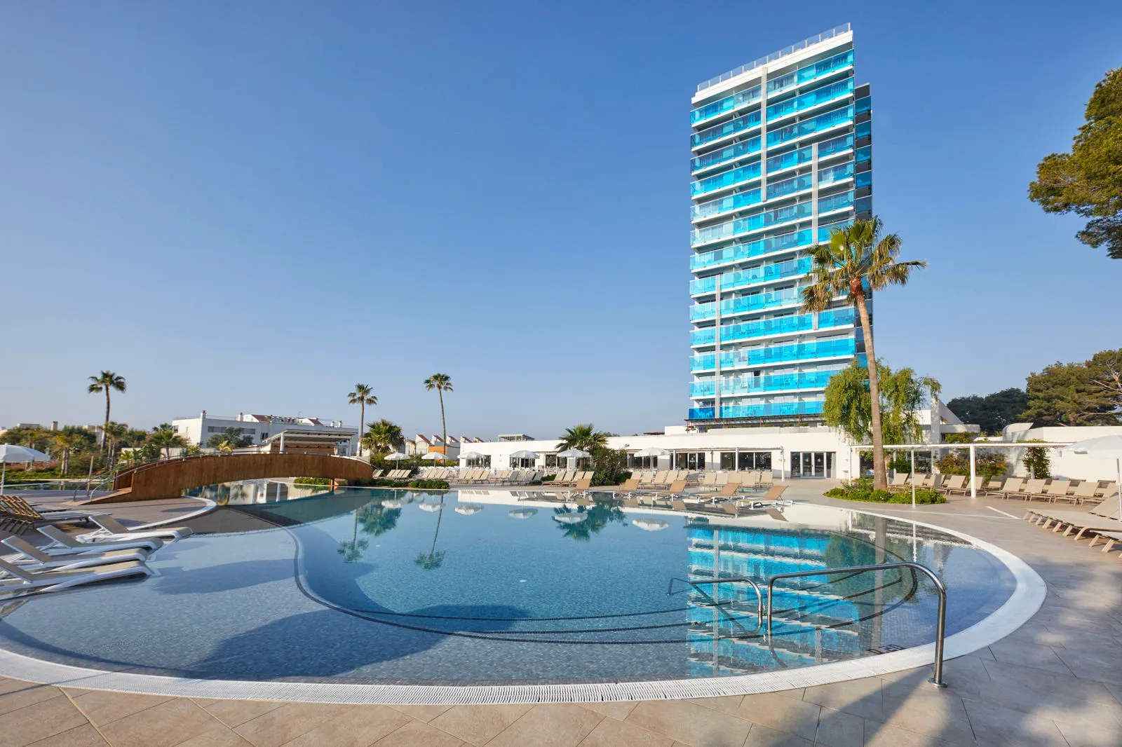 Tonga Tower Design Hotel