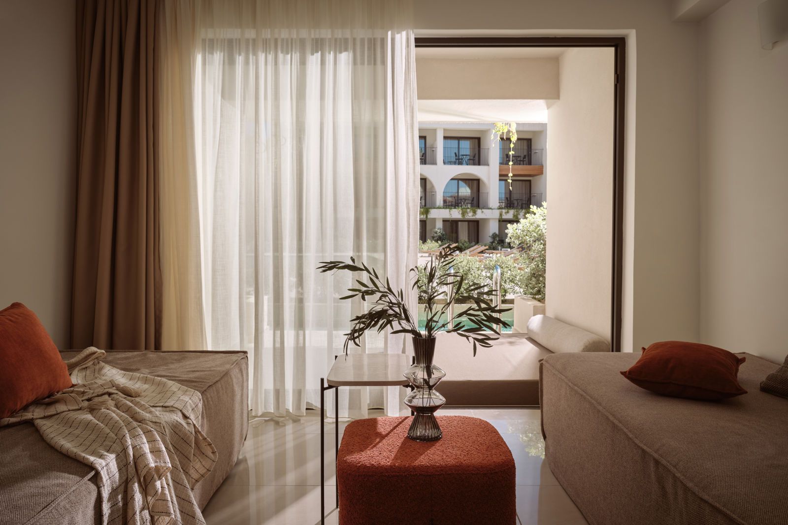 Planos Deluxe Hotel, foto 12