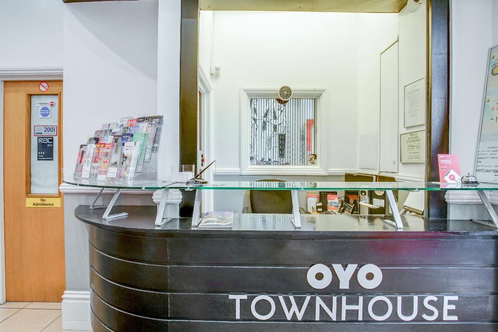 OYO Townhouse New England Victoria, foto 13