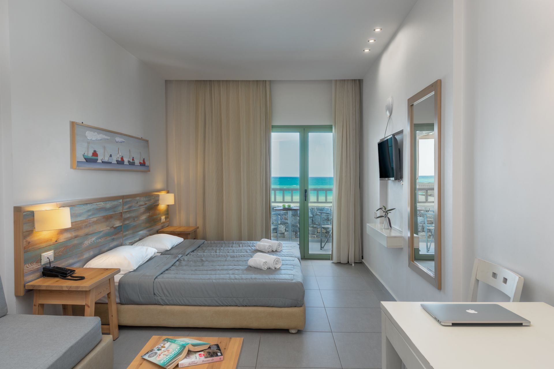 Erato Beach, foto 10