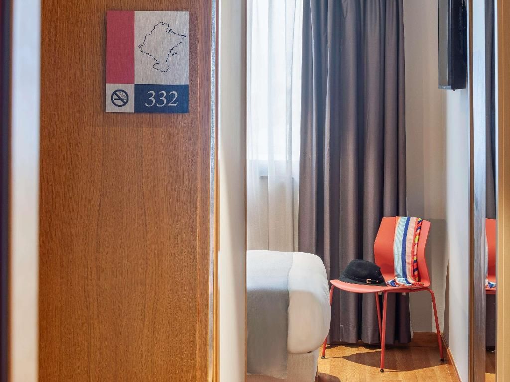 ibis Styles Pamplona Noain, foto 11