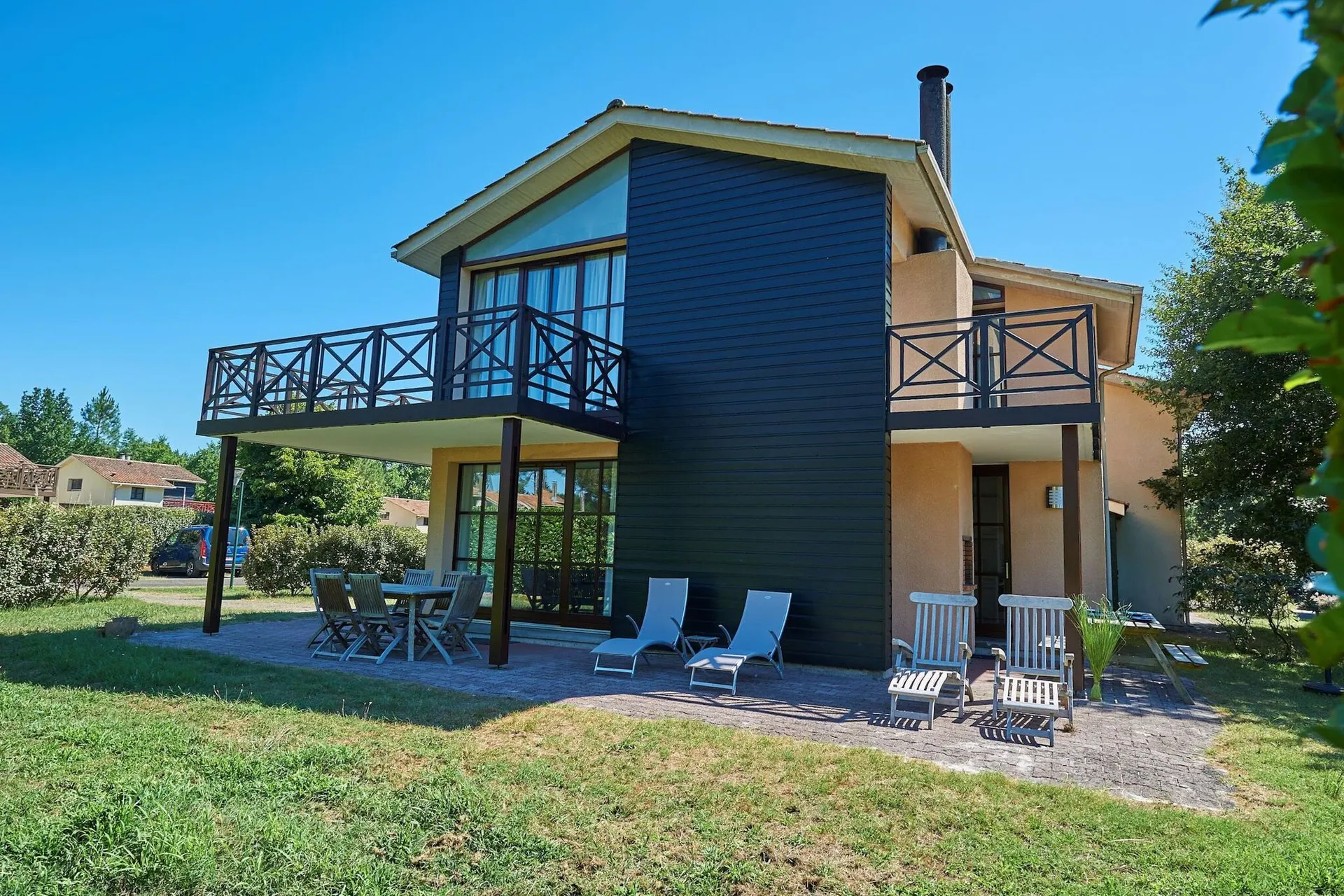 Extérieur maison de vacances (été)