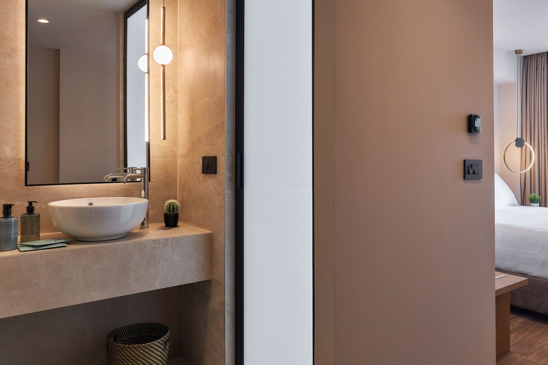 Enorme Epavli Urban Living, foto 3
