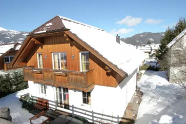 Exterieur vakantiehuis (winter)