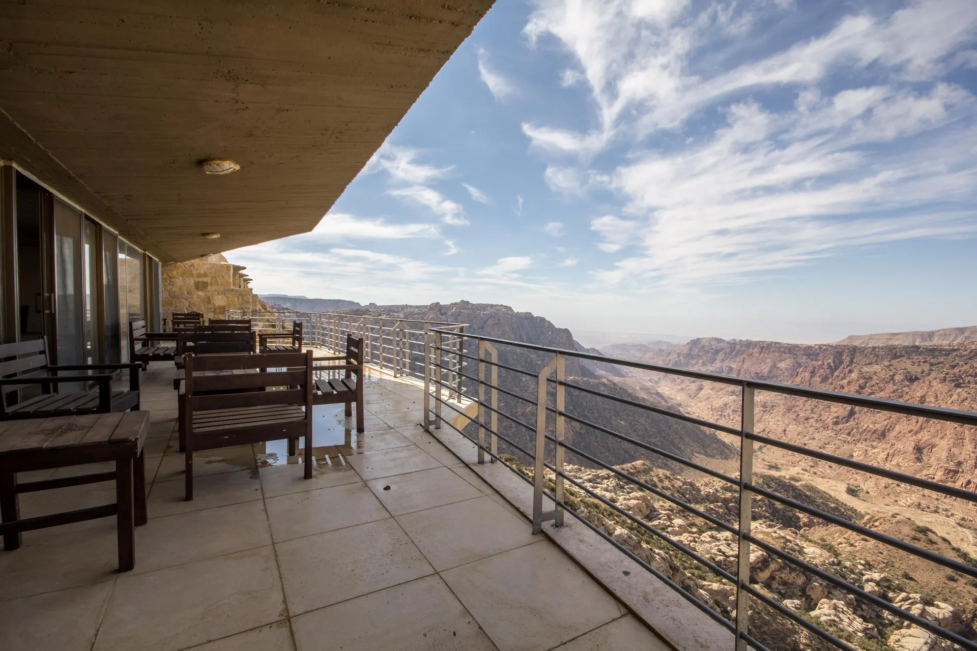 Dana Guesthouse terras - Dana