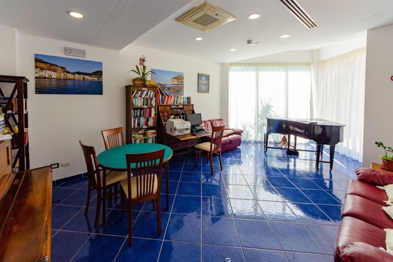 Astro Suite Hotel, foto 2