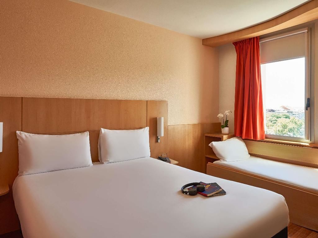 ibis Barcelona Santa Coloma, foto 4