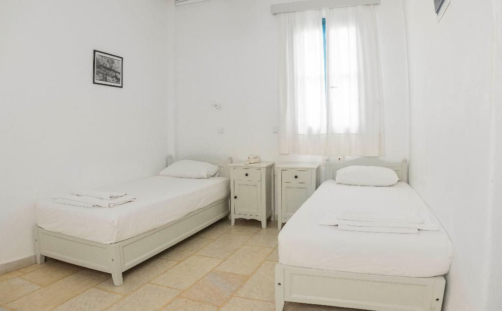 Far Out Village Hotel, foto 12