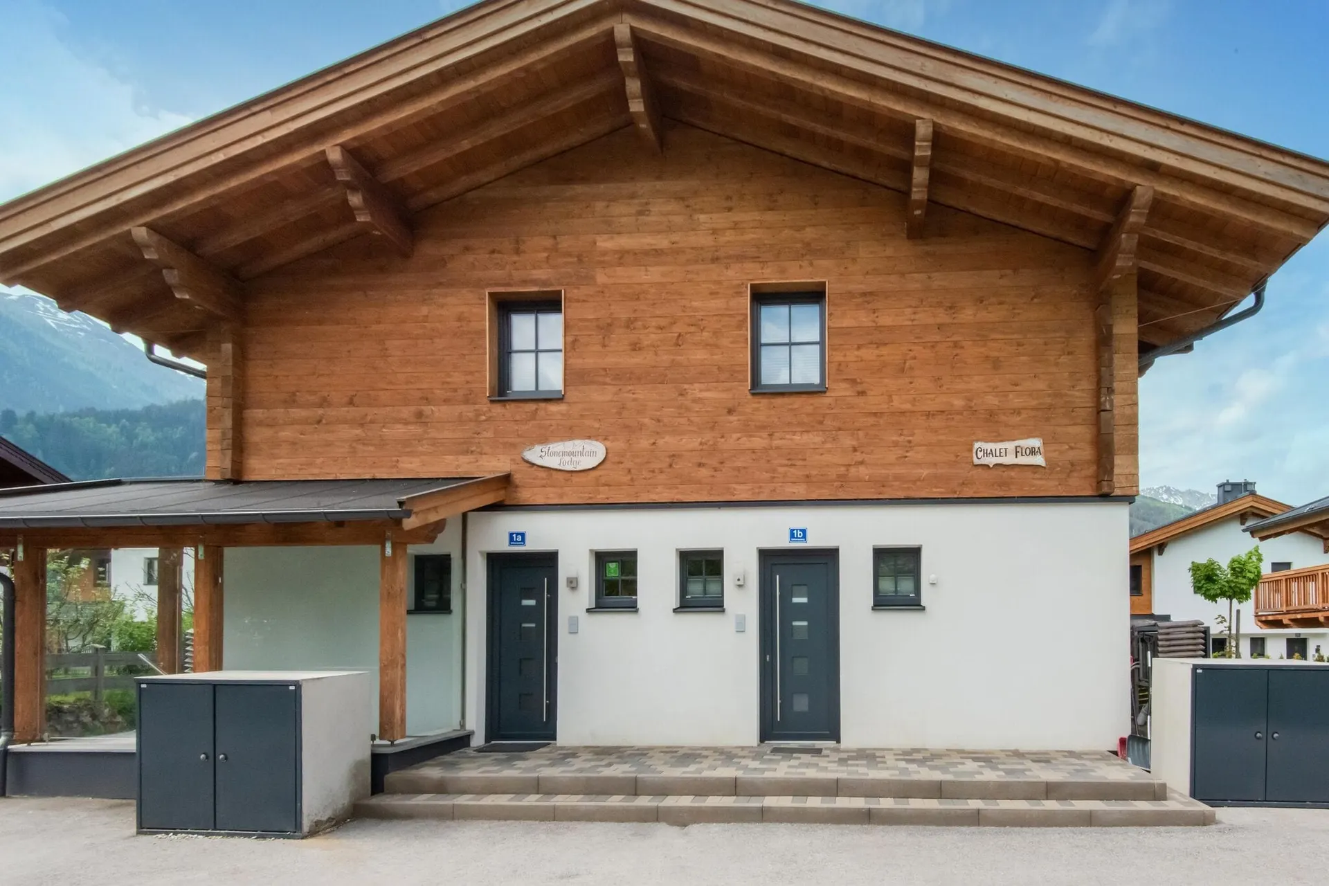 Exterieur vakantiehuis (zomer)