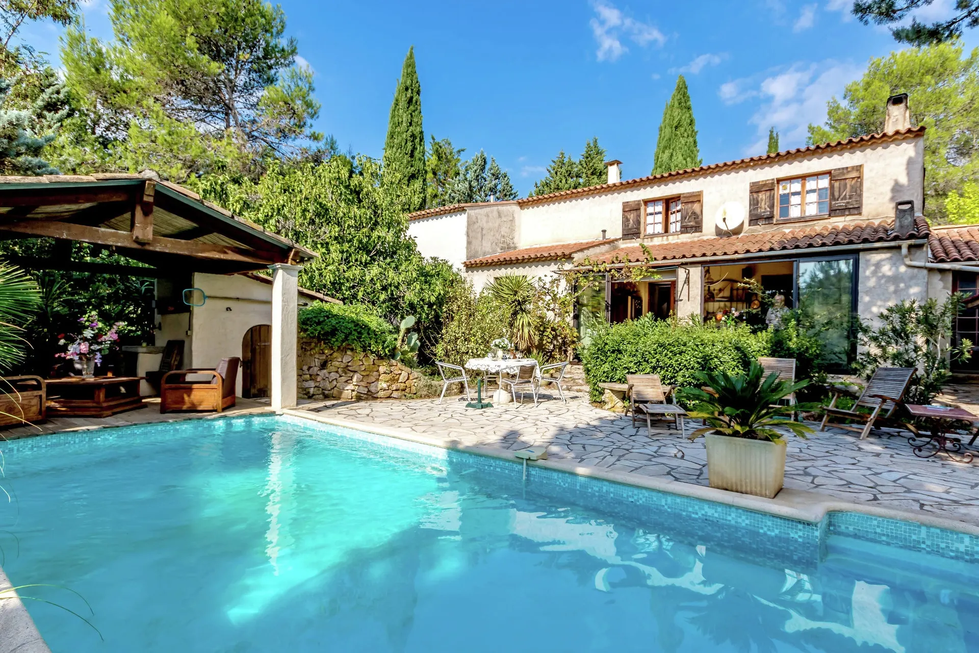 Extérieur maison de vacances (été)