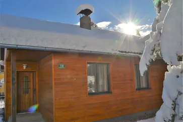 Exterieur vakantiehuis (winter)