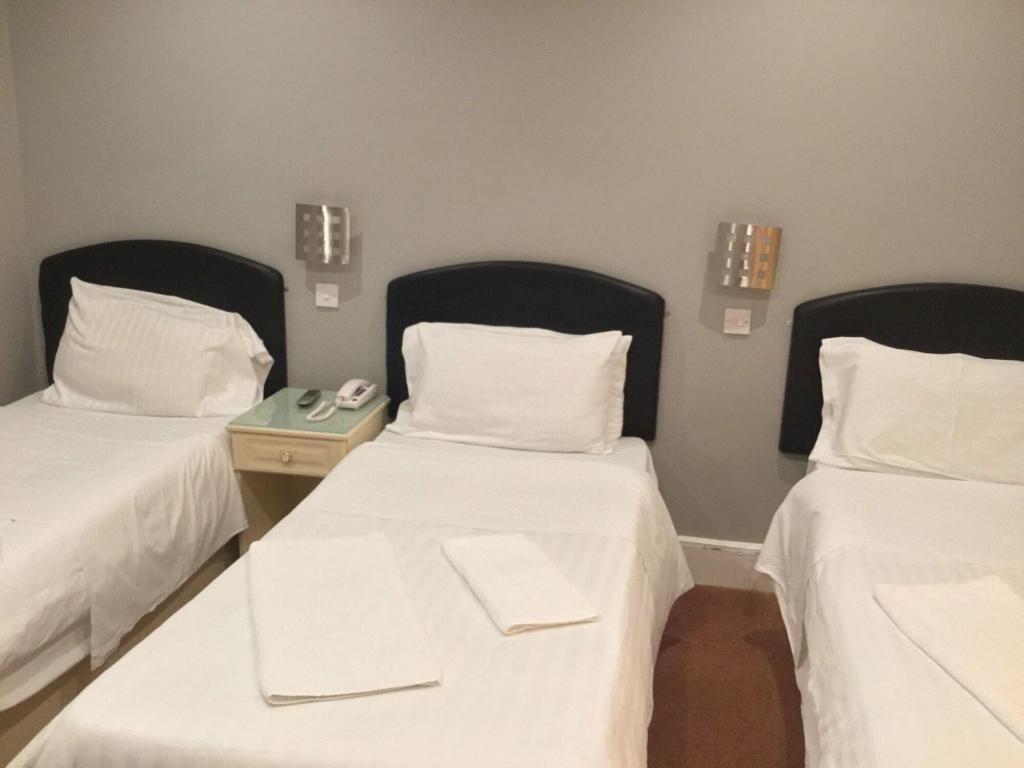 OYO Bostons Manor Hotel, Hanwell London, foto 13