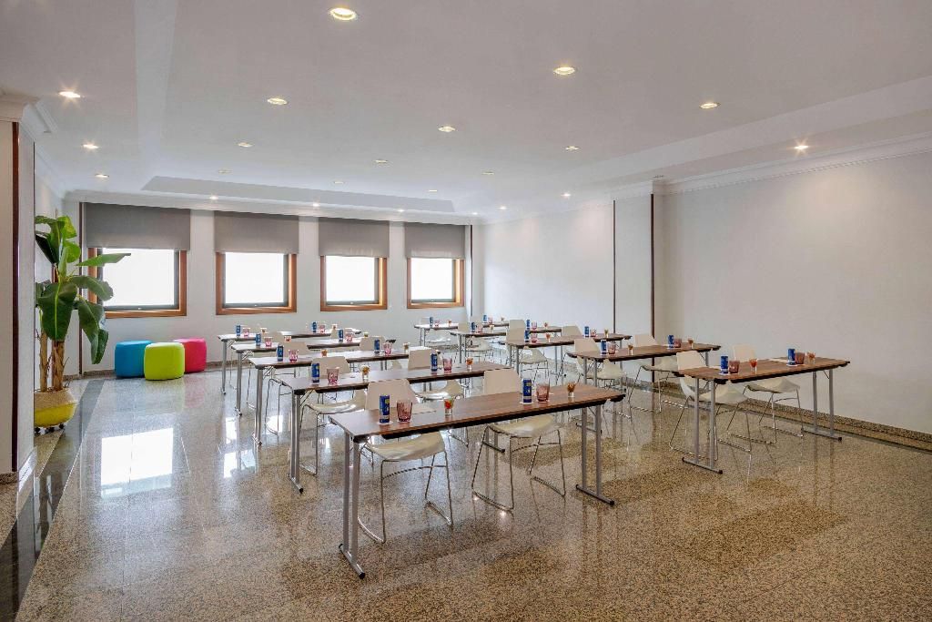 Hotel Santiago Plaza, Affiliated by Meliá, foto 13