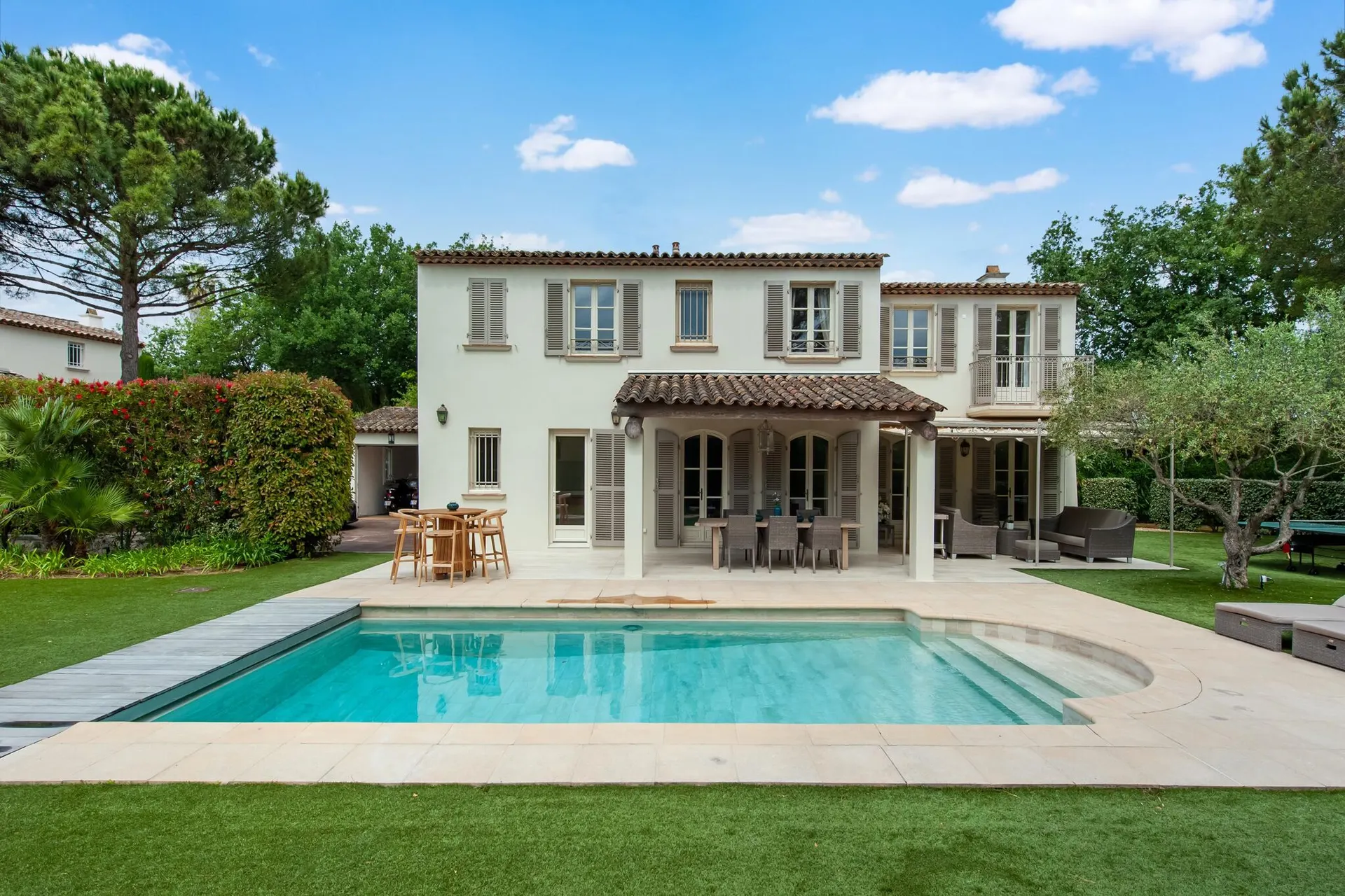 Extérieur maison de vacances (été)