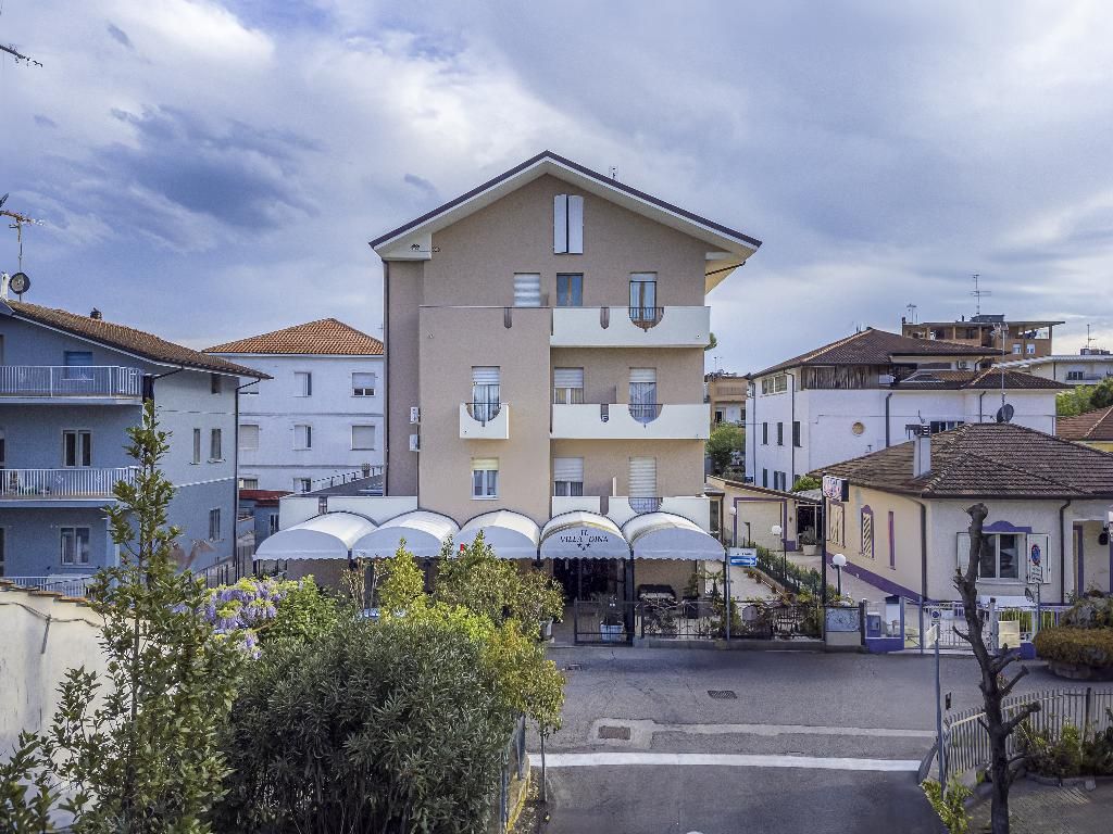 Hotel Villa Dina, foto 6