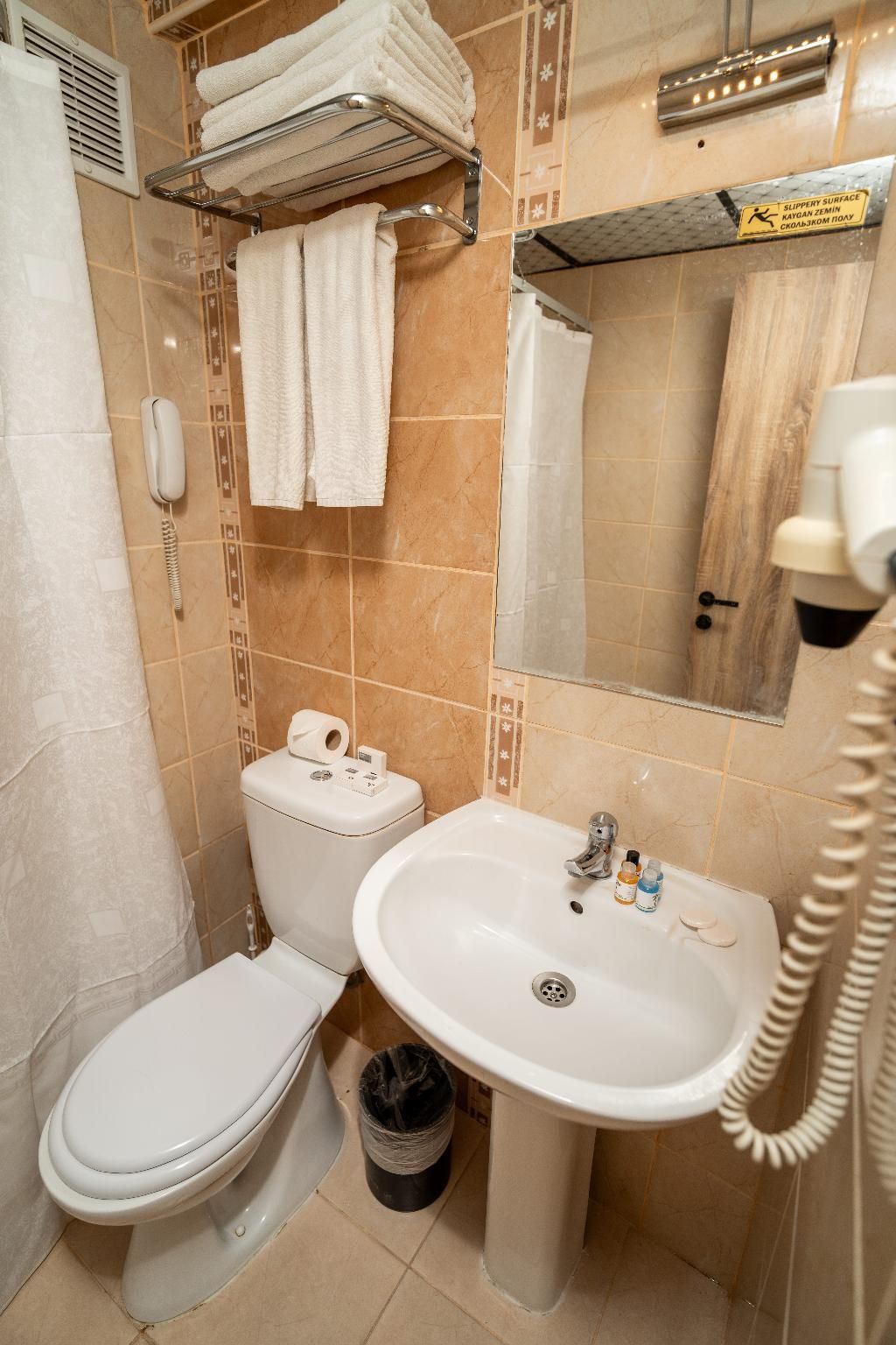 Juniper Hotel, foto 14