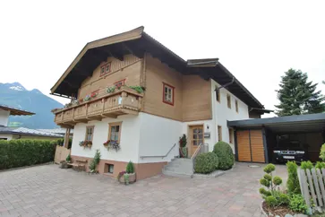 Extérieur maison de vacances (été)