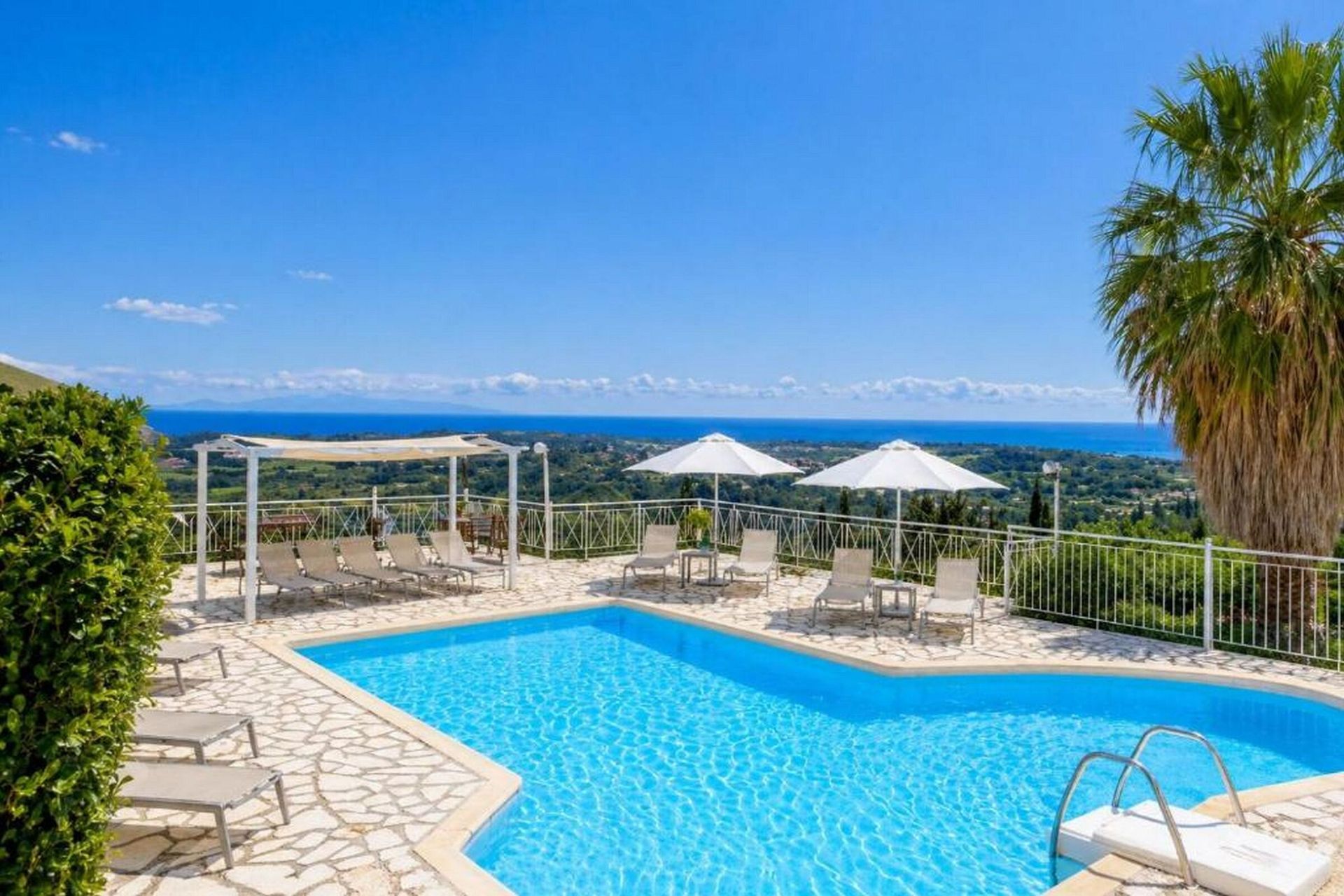 Ionian Balcony, foto 3