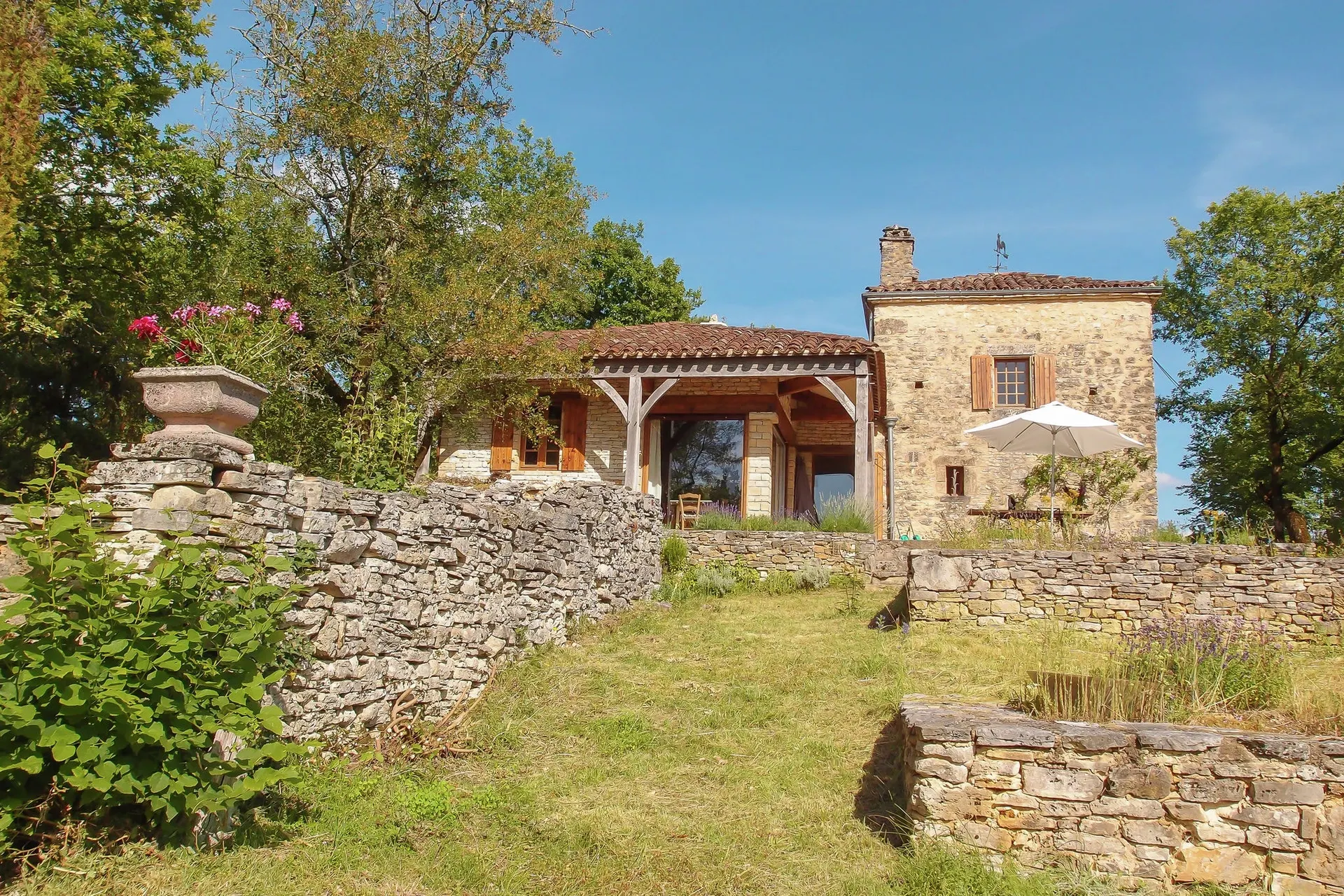 Extérieur maison de vacances (été)