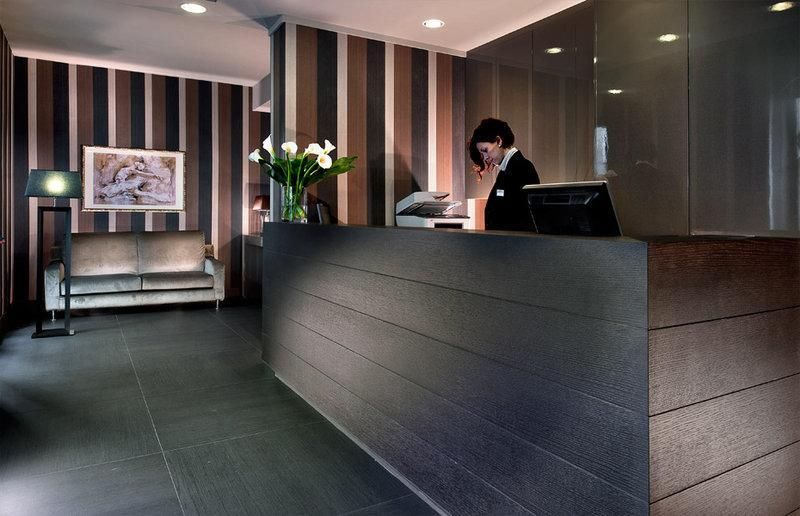 Diplomat Hotel, foto 2