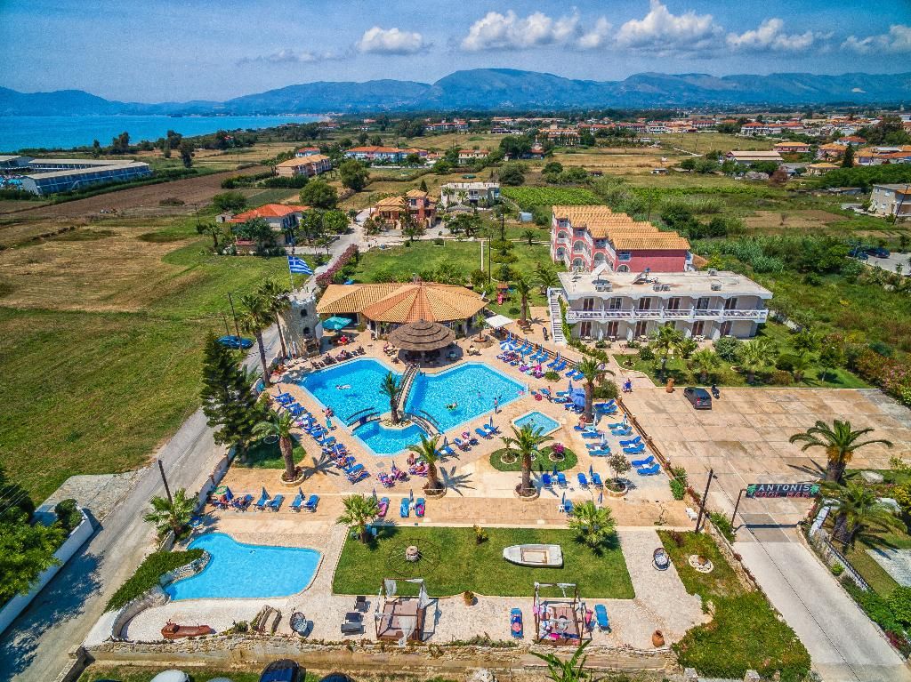 Antonis Apartments & Pool Bar, foto 3