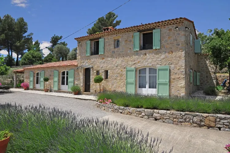 Extérieur maison de vacances (été)