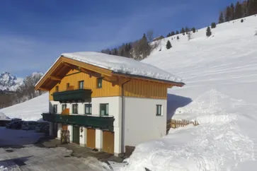 Extérieur maison de vacances (hiver)